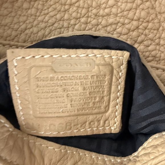 Coach Mini Crossbody Bag Tan Pebbled Leather Small Flap Purse Like New - Picture 4 of 11